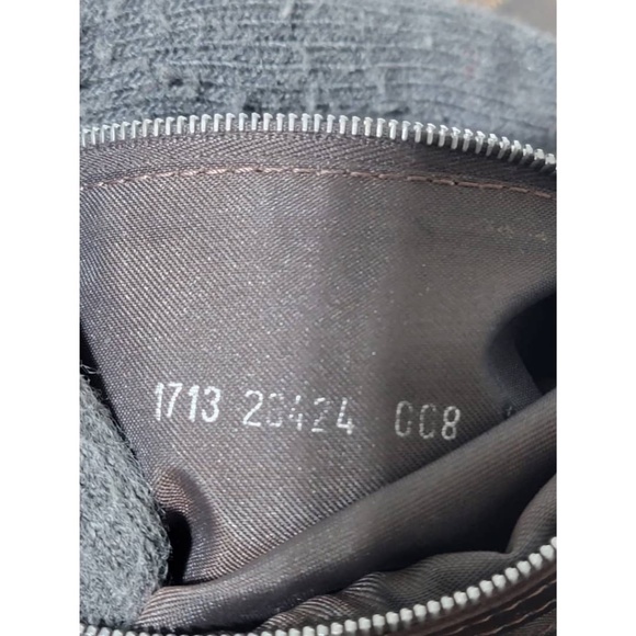 Authentic Fendi Zucca Canvas Baguette Brown - Picture 5 of 15